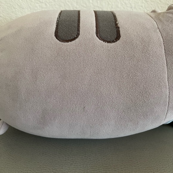 One set of (3) Pusheen Plushes - Picture 4 of 6